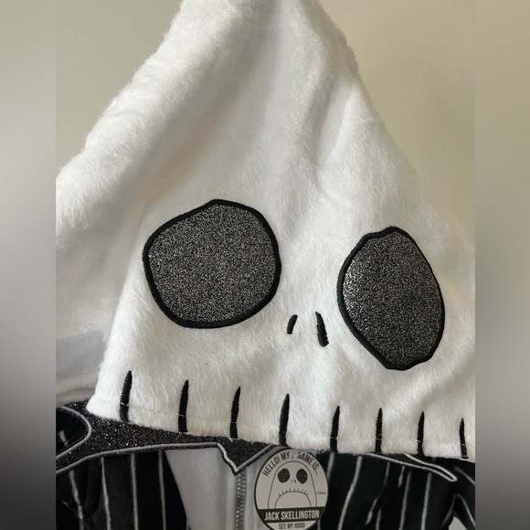 Jack Skellington Onesie - Picture 5 of 6